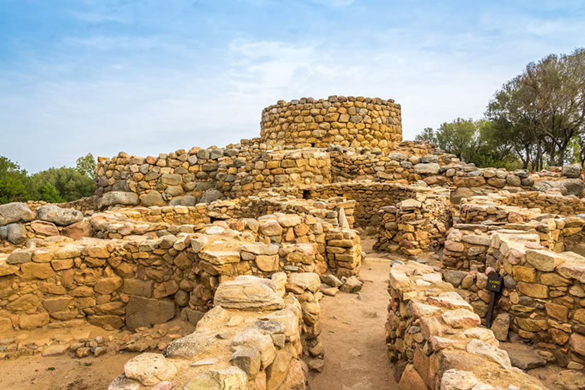 Tour N° 5 : Archaeology and Wineries Hotel Regina Elena
